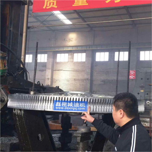 ֱ��2.5�׾��ܟo�g϶΁݆